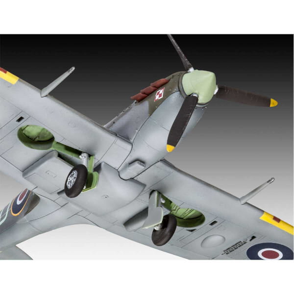 Revell 1:72 Spitfire Mk. Vb Uçak 3897